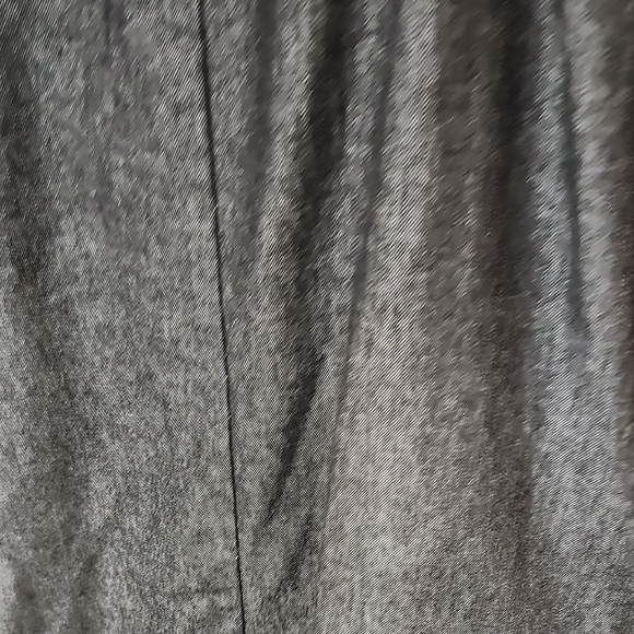 Elegant Black Maxi Dress - Picture 5 of 10